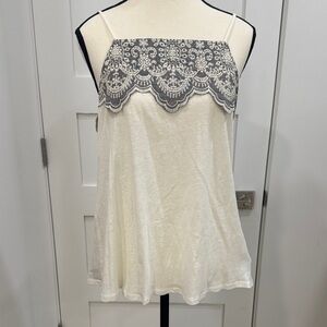 Anthropologie Guest Editor brand linen eyelet scallop cotton adjustable cami